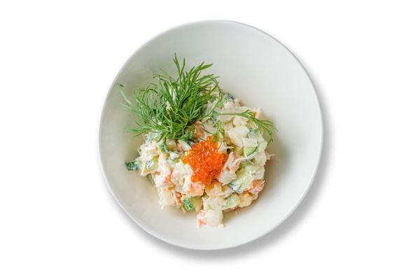 Салат «Оливье» с крабами